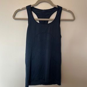 Lululemon tank top Navy - Size 6